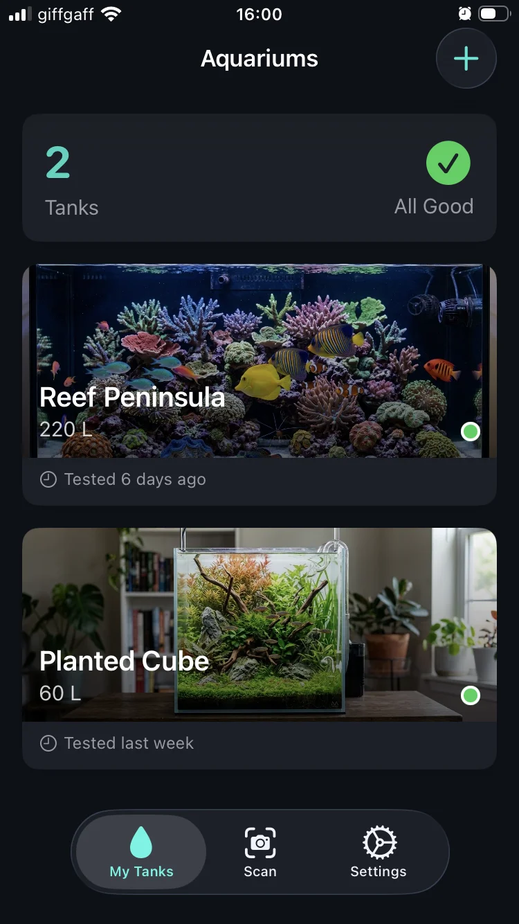 TankSnap aquarium app home screen showing tank overview and recent events